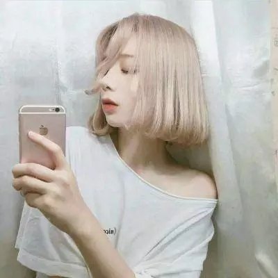 在巨人中间